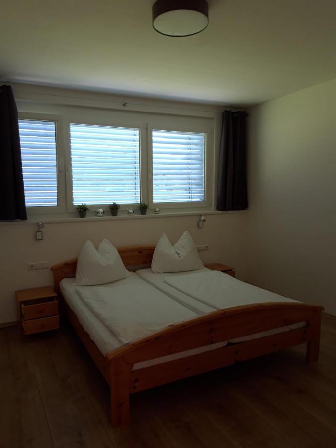 Nico'S Place Jenig Bagian luar foto